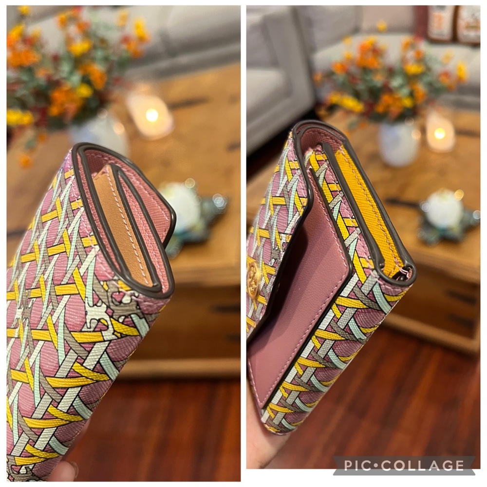 Tory Burch $158  Robinson Printed Mini Flap Wallet - Picture 7 of 17